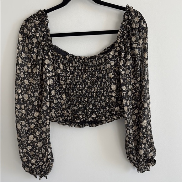ASTR the Label Helena Black & Gold Floral Cropped Top | Size Small - Picture 3 of 4
